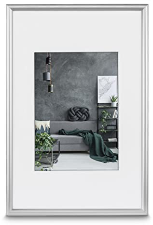 Hama Bilderrahmen „Detroit“, 40x50cm (Aluminiumrahmen, Fotorahmen, Hochformat, Querformat, zum Hängen, Hängevorrichtung, mit Passepartout, bruchsicher, Bildformat 40 x 50 cm, Polystyrol) Silber