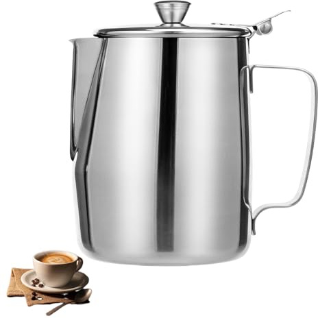 Milchkännchen Edelstahl mit Deckel 1500ml Milchkanne Tropffreie Düse Ergonomischer Griff Milchaufschäumkrug Integriertes Deckel Aufschäumdesign für Espresso Cappuccino Latte (1,5L)