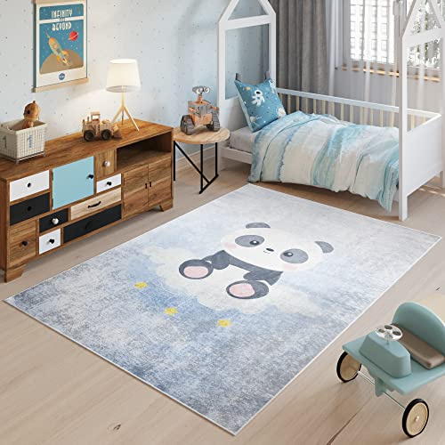 TAPISO Emma Kinderteppich Blau Grau Panda Antirutsch 140 x 200 cm | Waschbar bei 30 Grad bedruckter Kinderteppich Kinderzimmer Jugendzimmer Modern OEKO-TEX