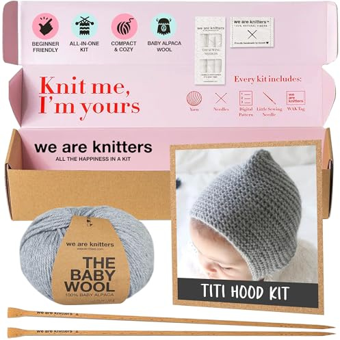 We Are Knitters Titi Hood Kit – Strickset für Anfänger mit 100% Baby-Alpaka-Wolle – Komplettes Strickset mit Wolle und Anleitung – Baby Kapuze (1–6 Monate / 6–12 Monate) – Handarbeit Geschenk