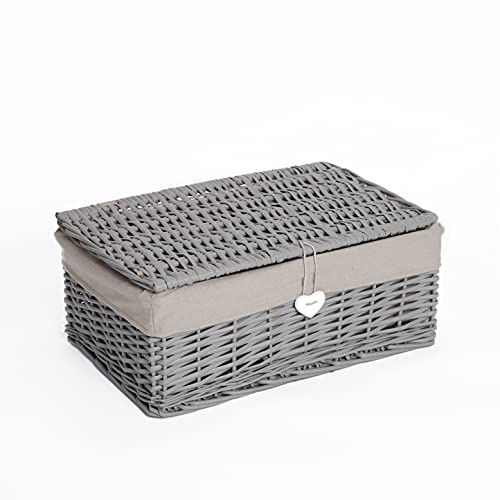 Wickerfield Grey Wicker Basket with Lid, Gift Hamper Basket for Christmas, Woven Bathroom Storage Box, Under-bed Storage (Small)