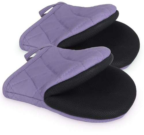 Goldmeet 1 Pair Short Oven Mitts, Heat Resistant Silicone Kitchen Mini Oven Mitts for 500 Degrees, Non-Slip Grip Surfaces and Hanging Loop Gloves, Baking Grilling Barbecue Microwave Machine Washable | Non-Slip, Heat Resistant, Machine Washable, Hanging Loop, Fits Small Hands, for Baking Grilling BBQ Cooking