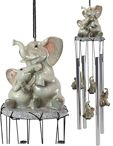 Ebros Gift Safari Savanna Elefantenfamilie Bonding Time Figur Krone Top Resonant Windspiel mit Trompeten-Elefanten Ornamente für Garten Terrasse Haus Tier themed dekorativer Akzent