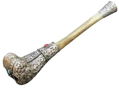 Nepalesische Handgefertigte Flöte, Fächer-Jubelhorn, 23 Cm Lange Feng Shui-Requisite