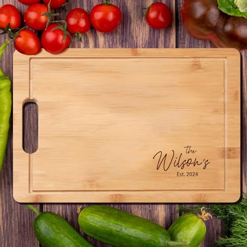 Planche à découper en charcuterie gravée sur mesure - Cadeau personnalisé pour couples, maman, papa - Mariage, anniversaire, pendaison de crémaillère, Noël