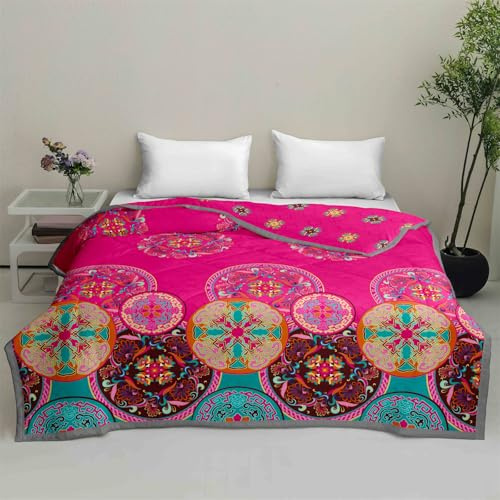 Odot Coverless Duvet 4.5 Tog for Single Double King Size, Summer Duvet No Cover Cosy and Lightweight Quilt Breathable Bedspreads Quilted Throw for Beds (Classic pink,135 * 200cm)