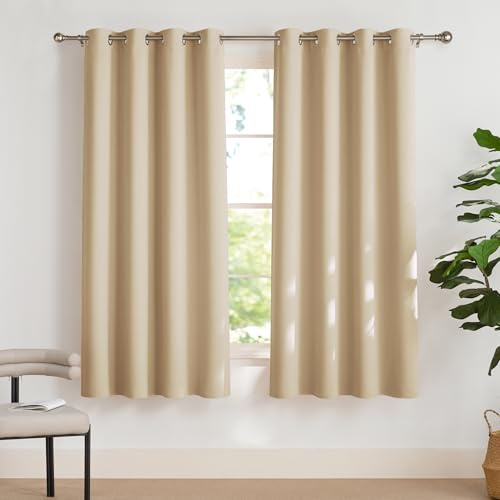 PONY DANCE Wohnzimmer Gardinen Beige 2er Set Thermo Verdunklungsvorhänge | H160 x B140 cm, Abdunkelnde Vorhänge, Kurz, Hitzeschutz, Sichtschutz, UV-Schutz, mit Ösen, für Schlafzimmer Esszimmer Büro