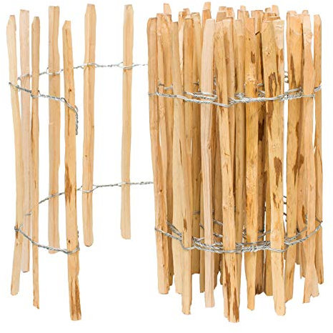 BOGATECO Clôture à Lattis Noisetier Bois | 70 cm de Hauteur et 500 cm de Long | Distance Entre Lattes 7-8 CM | Idéal comme Une Clôture de Jardin | Peut être Utilisé comme de Support pour Les Vignes