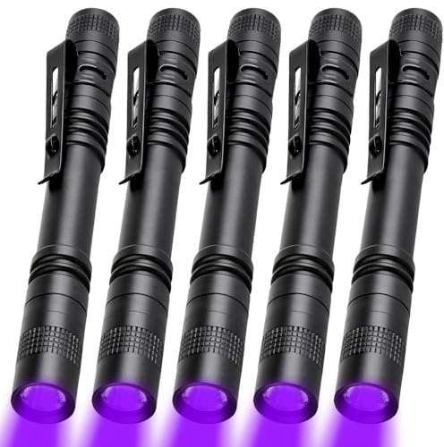 MVIOCS UV Taschenlampe Schwarzlicht, LED 395 nm Schwarzlicht Taschenlampen Mini, Taschenlampe Licht Detektor für Haus-Hotel Inspektion, Hund Urin, Haustier Flecken und Bett Bug (5)