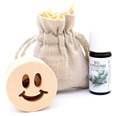 Zirbenholz Autoduft, Natur Duftstecker mit ätherischen Bio Zirbenöl u. Duftsack (Smile)