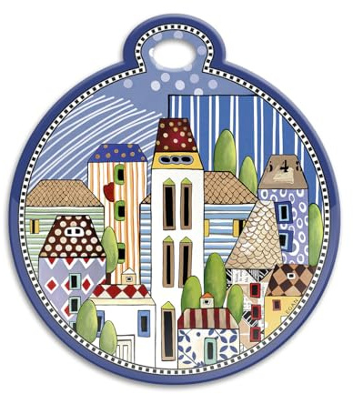 Egan Sottopentola Collezione Paese Mio. Sottopentola in Ceramica Smaltata di Colore Blu con Fantasia a Paesaggio. Misure: 17x19 cm. La refernza è 121027