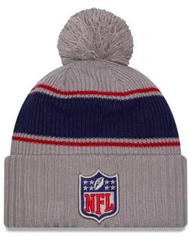 New Era NFL Shield NFL 2024 Sideline Sport Knit Grau Bommelmütze - One-Size