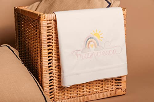 Ruoccohome Lenzuolino Arcobaleno Nome Personalizzato Carrozzino Neonato Set 3Pz. Lettino Ricamato Regalo Bimbi Nascita Coordinato Completo Vari Colori