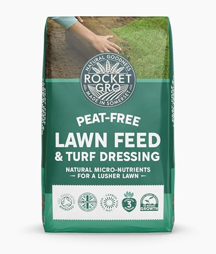 RocketGro - Organic Lawn Feed & Turf Dressing – 40L - Peat-Free & Chemical-Free, N:P:K Rich, Eco-Friendly Lawn Fertilizer, Natural Slow-Release Nutrients, Safe for Kids & Pets