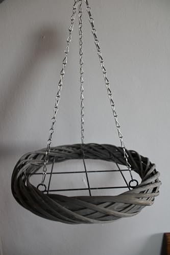 Grauer Hängekranz mit Gitter und Ketten, 35x6cm, 45cm Kettenlänge, Dekorativer Weidenkranz zum Aufhängen