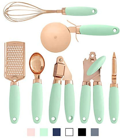 Set di utensili da cucina in acciaio inox ramato, 7 pezzi, con manici bianchi morbidi al tatto (verde)
