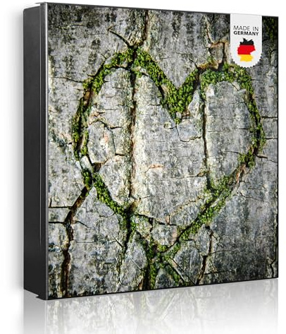 banjado Großer Schlüsselkasten Metall - Schlüsselbox 30x30cm beschreibbarer mit 32 Haken - Schlüsselkasten modern für Schlüsselaufbewahrung - Korpus Schwarz Scharnier Rechts - Motiv Herz Aus Moos