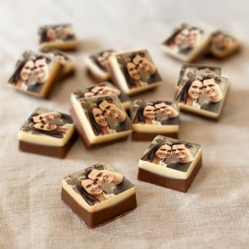 Chocolats personnalisés avec photo dans une boîte cadeau - Cadeau fete des meres - Personnalisez ces chocolats pralinés (24 pièces de forme carrée)