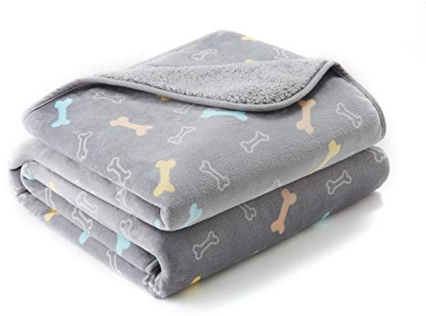 Allisandro® wasserdichte Hundedecke, Bleiben Sie Drinnen und Draußen Trocken und Komfortabel, Grauer Knochen, 100 x 70 cm