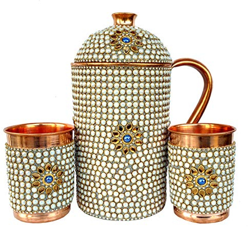 Rastogi Handicrafts - Brocca in rame puro – 2 bicchieri in vetro con pietra bianca decorata, set da tavola (brocca bianca 2 bicchieri)