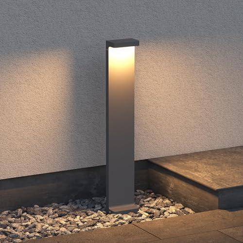 Mai & Mai Lampione da Giardino 3000K, IP65, 10X6X60cm, Alluminio, Grigio | Luminoso da Giardino, IP65, Paletti Esterni LED per Giardini, Parchi, Aree Residenziali e Ingressi LumaTorch, Sabbia Grigio