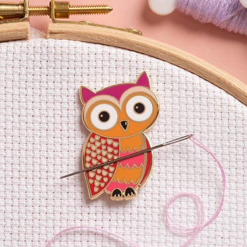 Needle Minder - Eule für Kreuzstich, Nähen, Sticken und Nadelarbeiten, Zubehör aus Emaille und Magnet