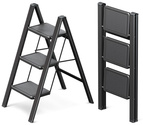 GameGem Escabeau 3 Marches pour Adultes, Échelle Pliante avec Base Antidérapante, Marches Élargies, Design Esthétique s'Intégrant Parfaitement aux Intérieurs Domestiques