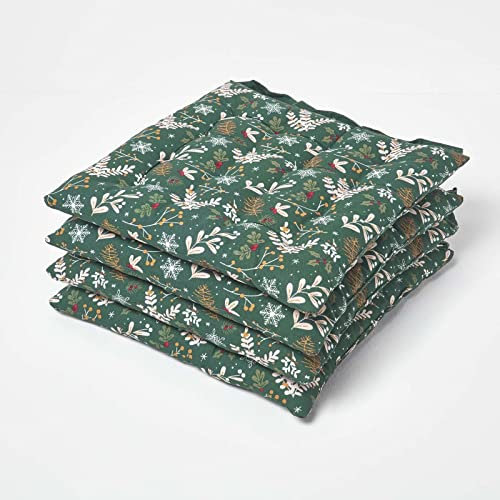 Homescapes 4er Set Weihnachts-Stuhlkissen 40x40 cm Weihnachtswald grün – Sitzkissen Weihnachten mit Baumwollbezug, Sitzpolster für Esszimmerstühle, waschbar & Oeko-TEX-Zertifiziert