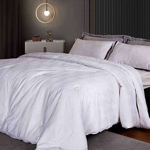 Luxury Silk Comforter/Duvet/Quilt California King(104x96, 8.4lbs/3.8kg), Filled with Long Strand Mulberry Silk-Warm and Lightweight for All Seasons, 100% Long Staple Cotton Cover 400TC-White