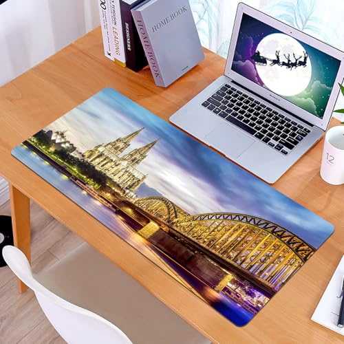 KDWJS Gaming Mauspad XXL 90x40cm Mousepad Groß Vernähte Kanten Anti-Rutsch für PC,Beleuchteter Dom in Köln mit Brücke und Rhein bei Sonnenuntergang,Laptop Verbessert Präzision und Geschwindigkeit