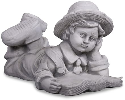 gartendekoparadies.de Liegender Junge mit Buch, Steinfigur H. 22 cm, 10 kg, Grau, frostsicher aus Steinguss für Außenbereich