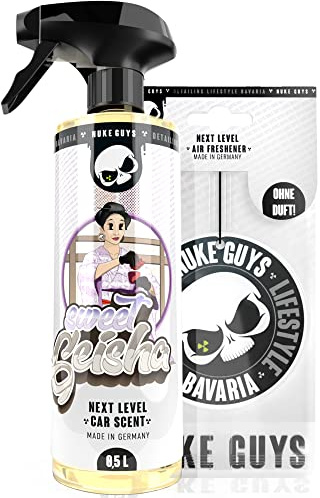 Nuke Guys bildoft – bildoft spray – 500 ml söt geisha bilparfym med sprayhuvud – praktisk luftfräschare för interiören, behaglig bildoft + hänge