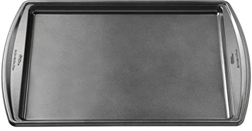 Wilton Platinum Premium Non-Stick 10 x 15 in Baking Sheet, Made Without PFAs, Packaging May Vary