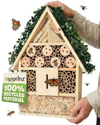 zooprinz Insektenhotel XXL aus Holz 39 cm mit Efeu-Dach | Wetterfestes Insektenhaus und Bienenhotel, Nisthilfe mit Bambus-Röhrchen für Wildbienen, Garten und Balkon