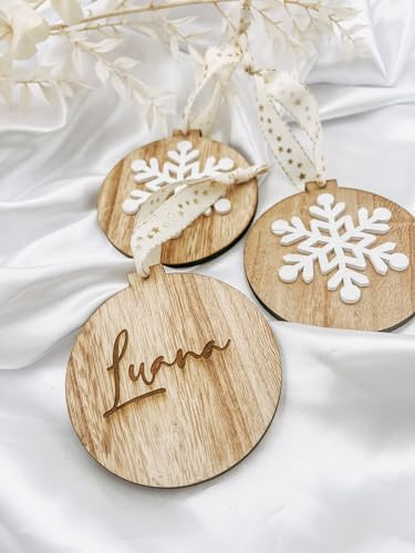 Personalisierte Weihnachtsanhänger aus Holz mit Gravur und 3D-Schneeflocke, 10 cm, mit Satinband