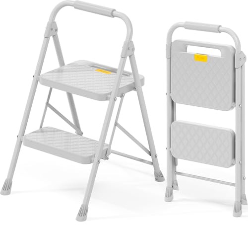 Kingrack Stegstege, vikbar i 2 steg, hushållsstege, hopfällbar steg, stege med säkerhetslås, halkfri pedal, bekväm ledstång, bärbar stegpall för kök, kontor, terrass (grå)