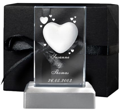 LOOXIS Personalisierte 3D Herz-Gravur im Glas – versch. Motive, Namen, Wunsch-Text – Geschenk-Idee zu Weihnachten, Valentinstag, Jahrestag – für Partner/in, Frauen, Männer – M inkl. LED Leuchtsockel