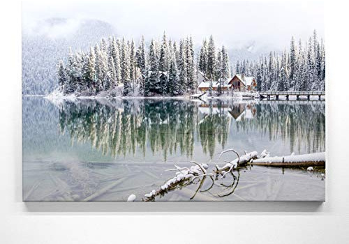 Atemberaubende Winterlandschaft auf Leinwand, Haus am See - als 120x60cm großes XXL Leinwandbild. Wandbild als Hintergrund und Deko für Wohnzimmer & Schlafzimmer. Aufgespannt auf Holzrahmen