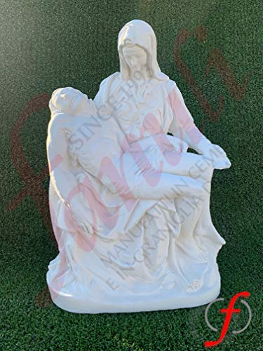 Fanuli manufatti - Statua rappresentate la pietà