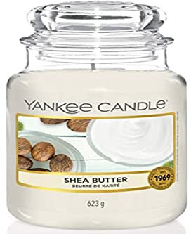 Yankee Candle Duftkerze im Glas (groß) | Shea Butter | Brenndauer bis zu 150 Stunden, 623 g (1er Pack)