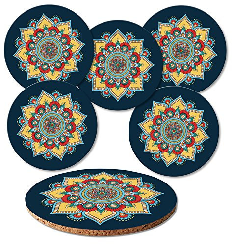 ADDIES &apos Dessous de Plat 6 pièces Set Mandala présentée dans Un Coffret Cadeau Transparente et Dos en liège, Verre Rond à Motif de Yoga 4