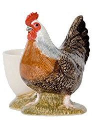 Quail Ceramics Dorking Henne mit Eierbecher