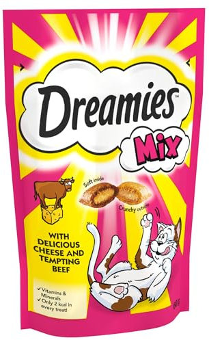 Dreamies Cat Treats, Tasty Snacks with Delicious Cheese and Tempting Beef, 8 Pouches of 60 g