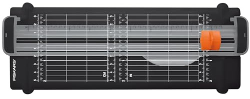 Fiskars Recycelte Papierschneidemaschine, A5, Mit Edelstahl-Klinge | Umweltfreundlich, 1004723