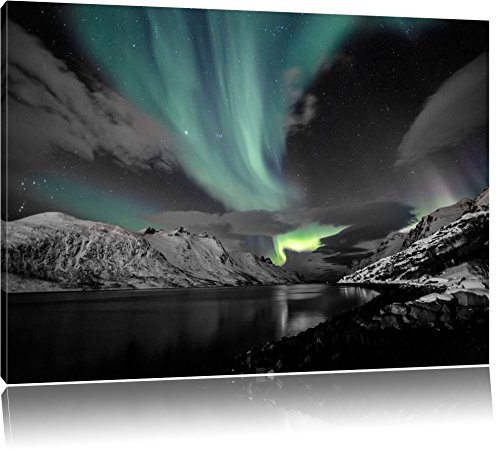 Pixxprint atemberaubende Polarlichter über schneebedeckten Bergen B&W, Größe: 100x70cm, Leinwandbild, fertig gespannt, Wandbild, Dekoration, Kunstdruck, kein Poster