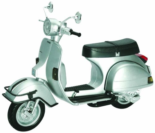 Newray 42122 - Vespa P200E 1978, Maßstab 1:12, Die Cast, Silber