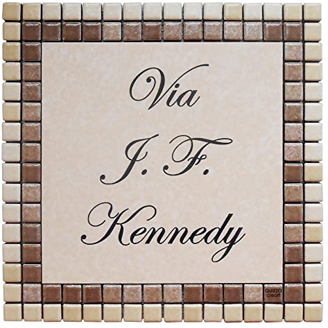 GUIZZO Creart - Personalisierte Hausnummer aus Keramik für den Außenbereich Personalisiertes Straßen Namensschild mit Mosaikrahmen, Personalisiertes Haustürschild Made in Italy 20x20 Beige/Braun