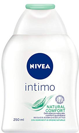NIVEA Intimo Natural Comfort Detergente Intimo in Confezione da 6 Flaconi da 250 ml, NIVEA Detergente Intimo Delicato con Camomilla, Lacido Lattico e Olio di Jojoba Bio