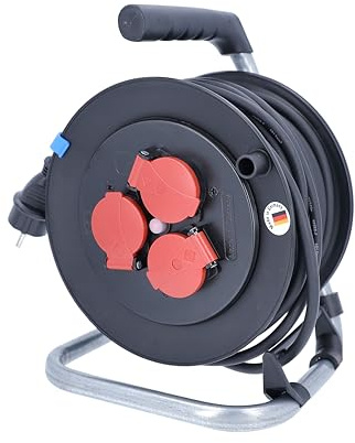 as - Schwabe Kabeltrommel 50 m H05RR-F 3G1,5 | IP44 Außenbereich, 3 Schutzkontaktsteckdosen, Feststellbremse, Leitungsführung, Made in Germany