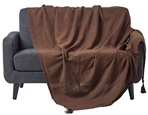 Homescapes Wohndecke Rajput braun – leichte Baumwolldecke 225x255 cm, Tagesdecke aus 100% Baumwolle, Sofaüberwurf handgewebt mit Streifenstruktur, Couch-Überwurf mit Quasten, Oeko-Tex